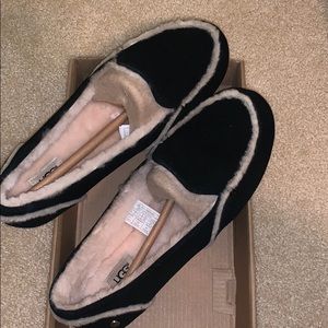 Black Ugg Moccasins